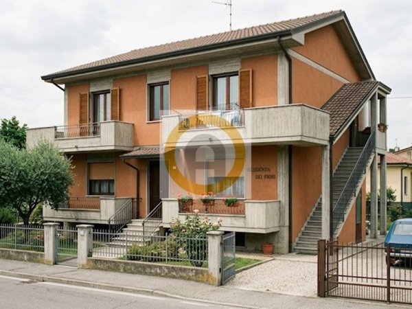 casa indipendente in vendita a Bassano del Grappa