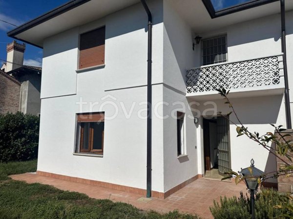 casa indipendente in vendita a Bassano del Grappa