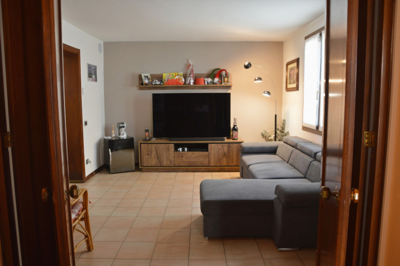 casa indipendente in vendita a Bassano del Grappa in zona Marchesane