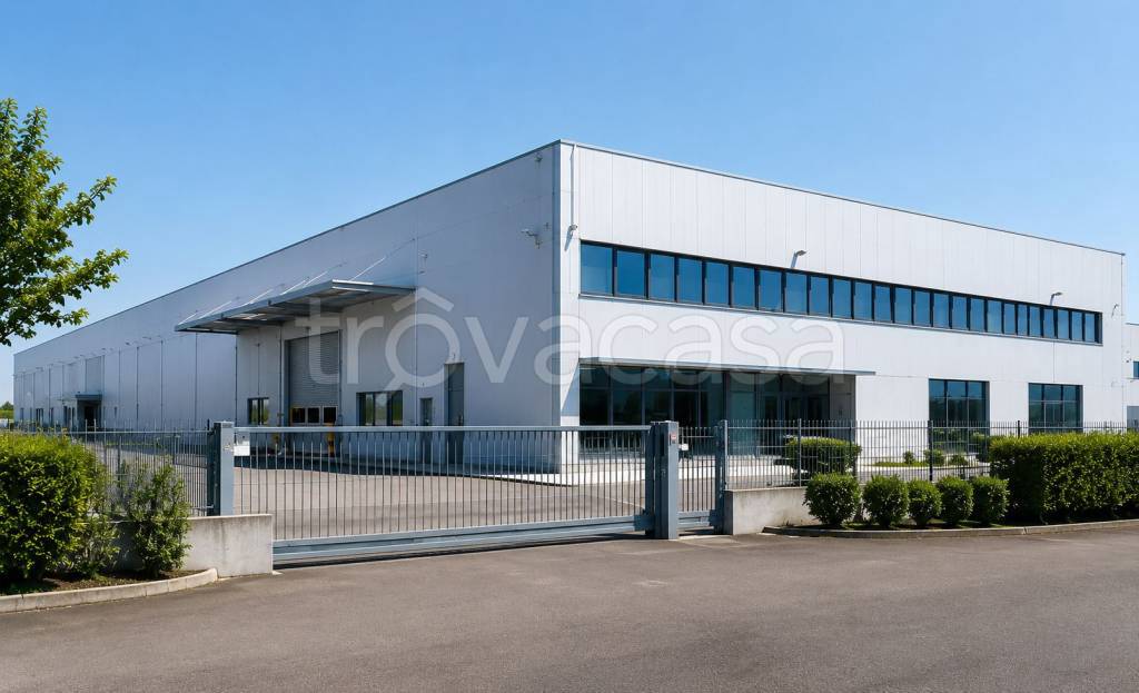 locale commerciale in vendita a Bassano del Grappa