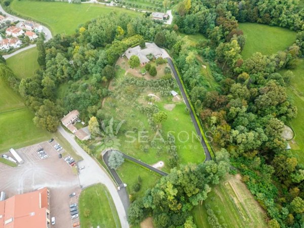 casa indipendente in vendita a Bassano del Grappa
