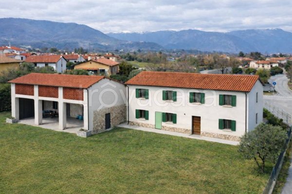 appartamento in vendita a Bassano del Grappa in zona Fornaci
