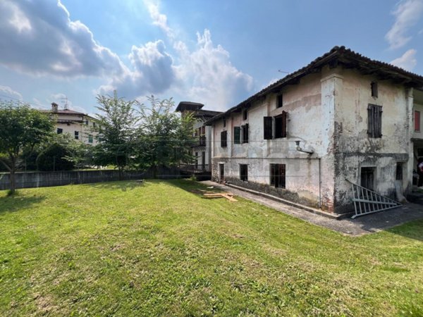 casale in vendita a Bassano del Grappa in zona Marchesane