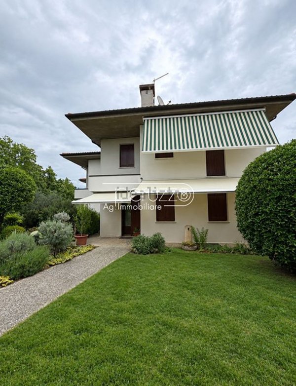 casa indipendente in vendita a Bassano del Grappa