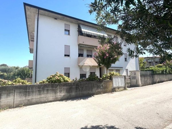 appartamento in vendita a Bassano del Grappa in zona Ponte Storto