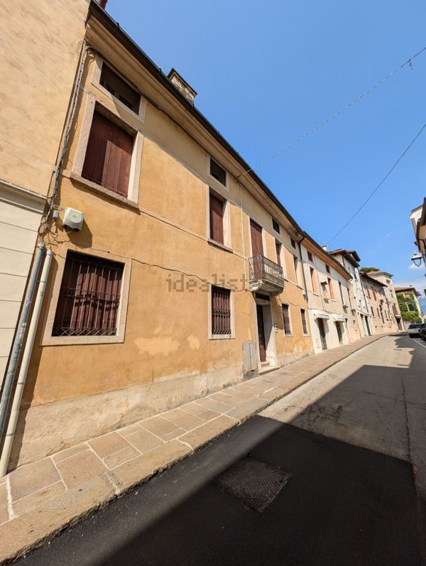 box auto in vendita a Bassano del Grappa