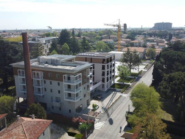 ufficio in vendita a Bassano del Grappa