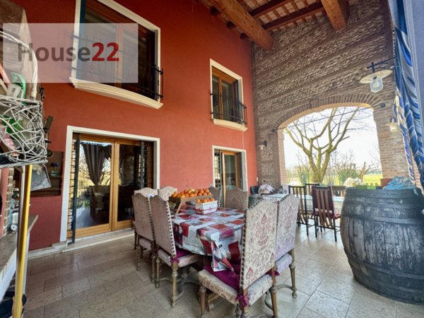 casa indipendente in vendita a Bolzano Vicentino
