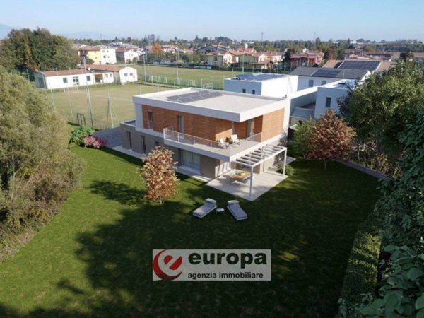 casa indipendente in vendita a Bolzano Vicentino in zona Ospedaletto