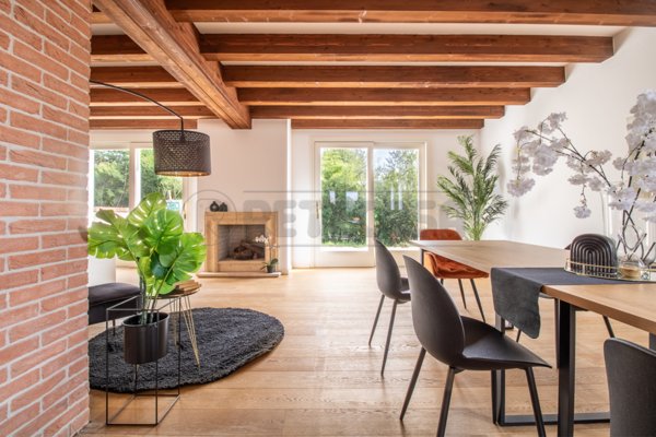 casa indipendente in vendita a Bolzano Vicentino