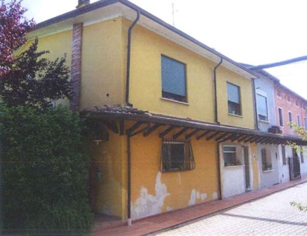 casa semindipendente in vendita a Bolzano Vicentino