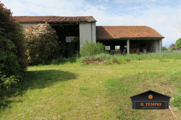 locale di sgombero in vendita a Bolzano Vicentino