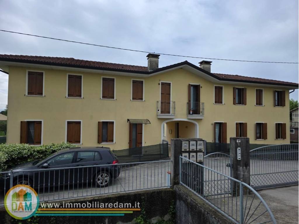 appartamento in vendita a Bolzano Vicentino in zona Lisiera