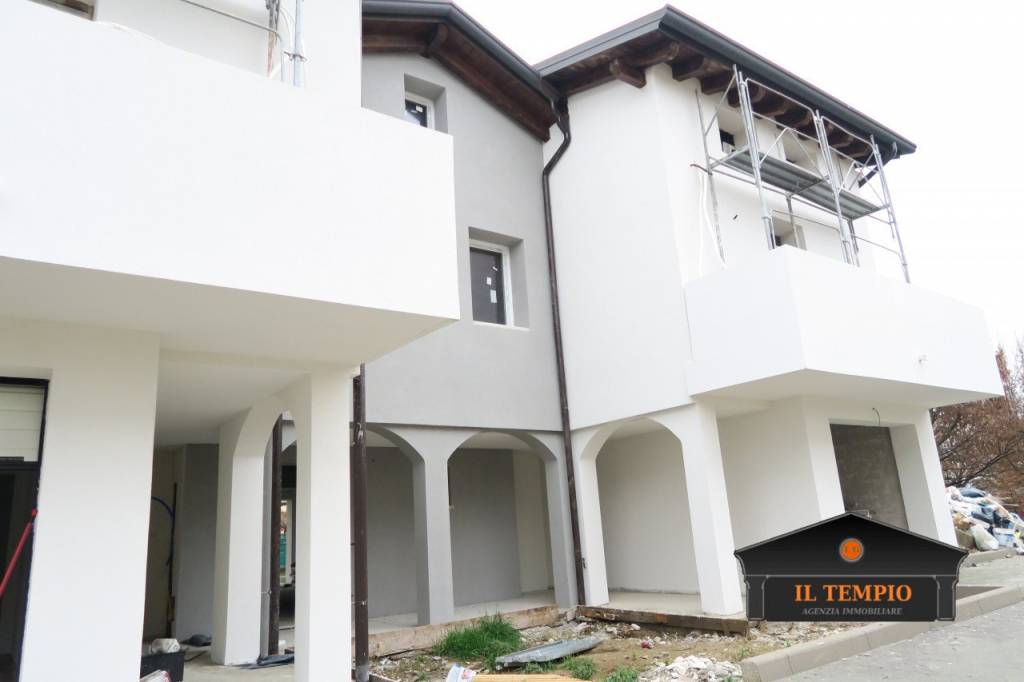 casa indipendente in vendita a Bolzano Vicentino