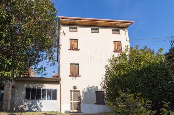 casa indipendente in vendita a Breganze