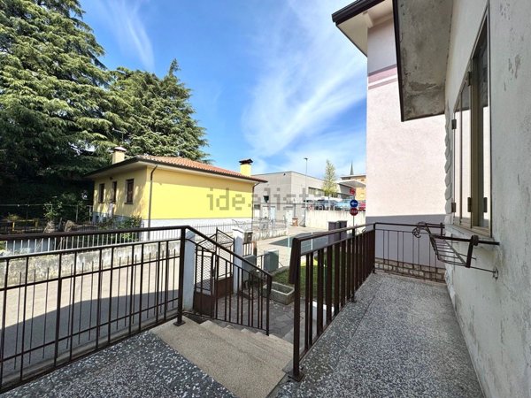 casa indipendente in vendita a Breganze