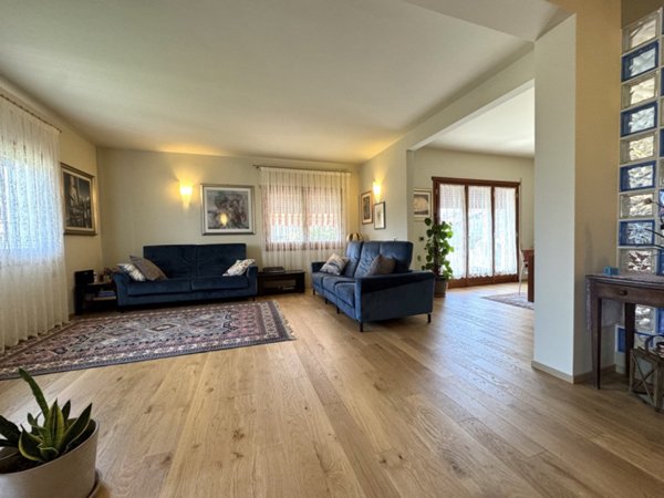 casa indipendente in vendita a Breganze