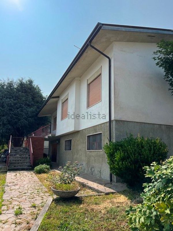 casa indipendente in vendita a Breganze