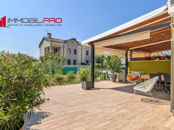 casa indipendente in vendita a Breganze