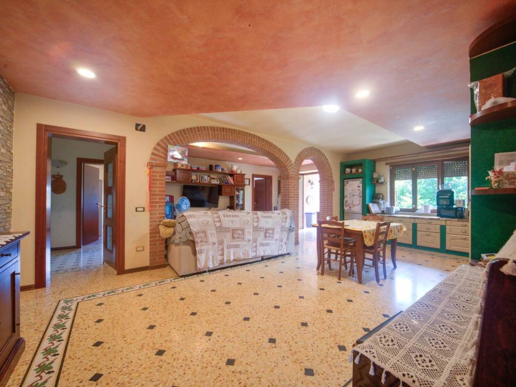 casa indipendente in vendita a Breganze
