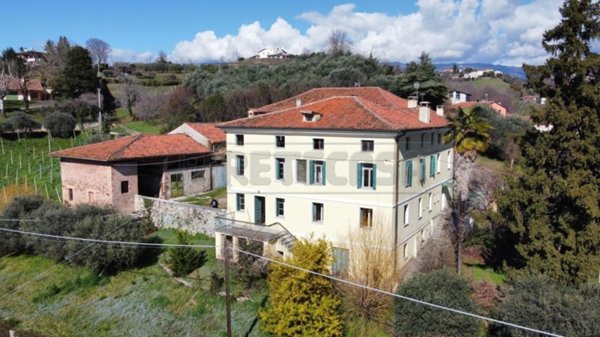 casa indipendente in vendita a Breganze