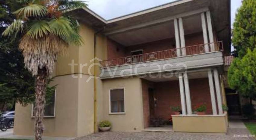 casa indipendente in vendita a Breganze in zona Maragnole