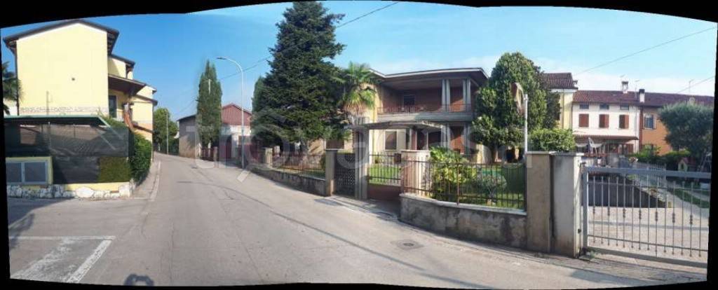 locale commerciale in vendita a Breganze in zona Maragnole