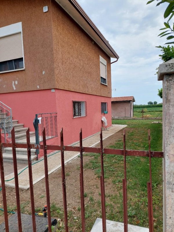 casa indipendente in vendita a Breganze in zona Maragnole