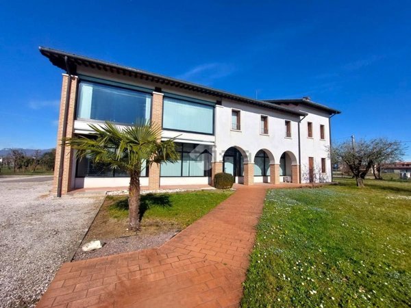 appartamento in vendita a Breganze in zona Mirabella