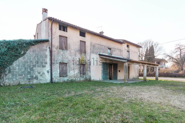 esavano in vendita a Breganze