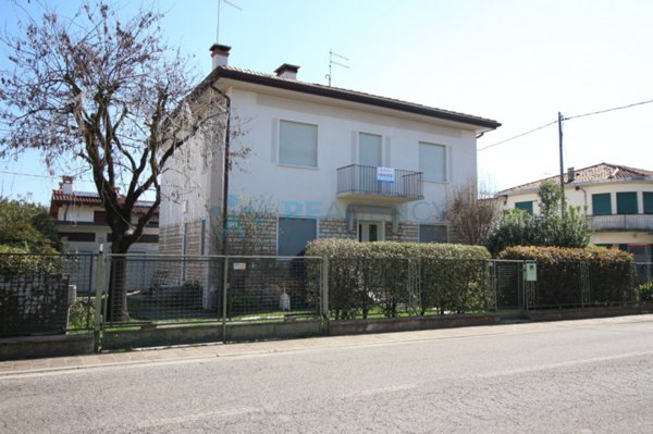 casa indipendente in vendita a Breganze