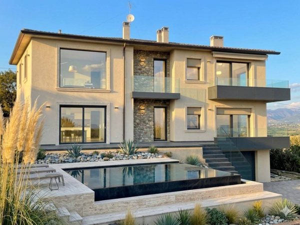 casa indipendente in vendita a Breganze