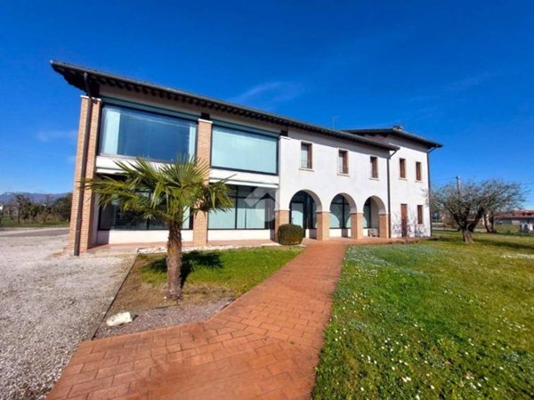 appartamento in vendita a Breganze in zona Mirabella