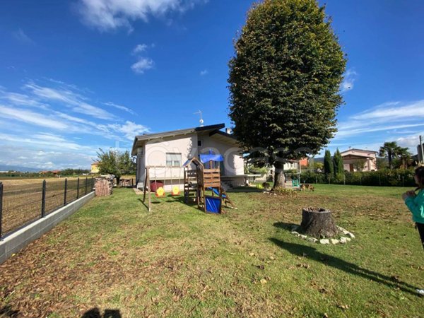 casa indipendente in vendita a Brendola in zona Canova