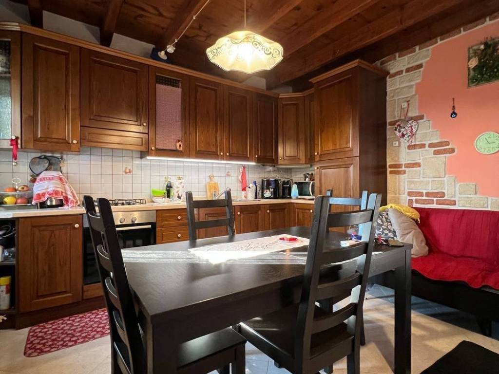 casa indipendente in vendita a Brendola in zona San Valentino