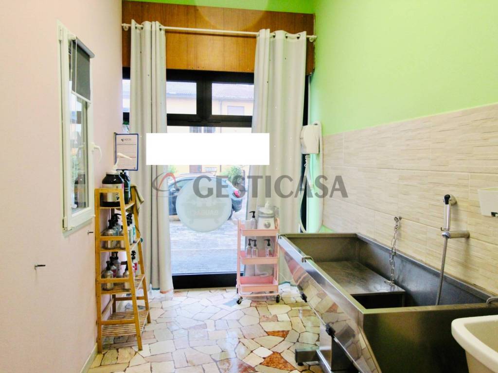 negozio in vendita a Brendola