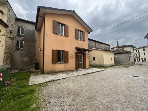 casa indipendente in vendita a Brendola