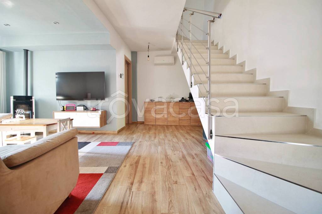 casa indipendente in vendita a Brendola in zona San Valentino