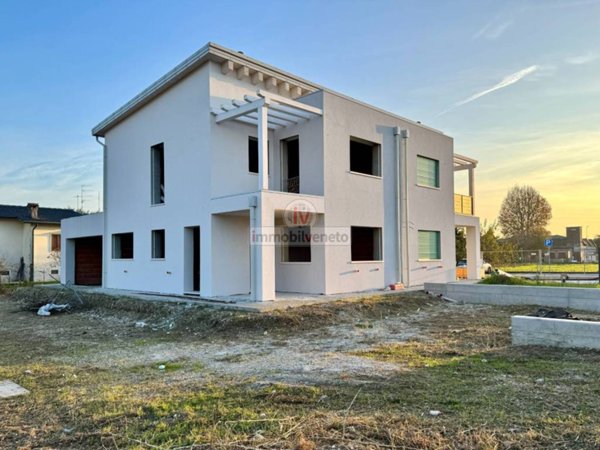 casa indipendente in vendita a Brendola