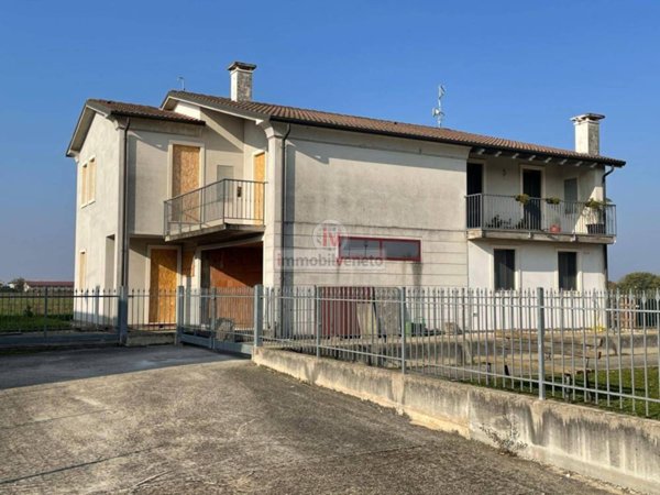 casa indipendente in vendita a Brendola