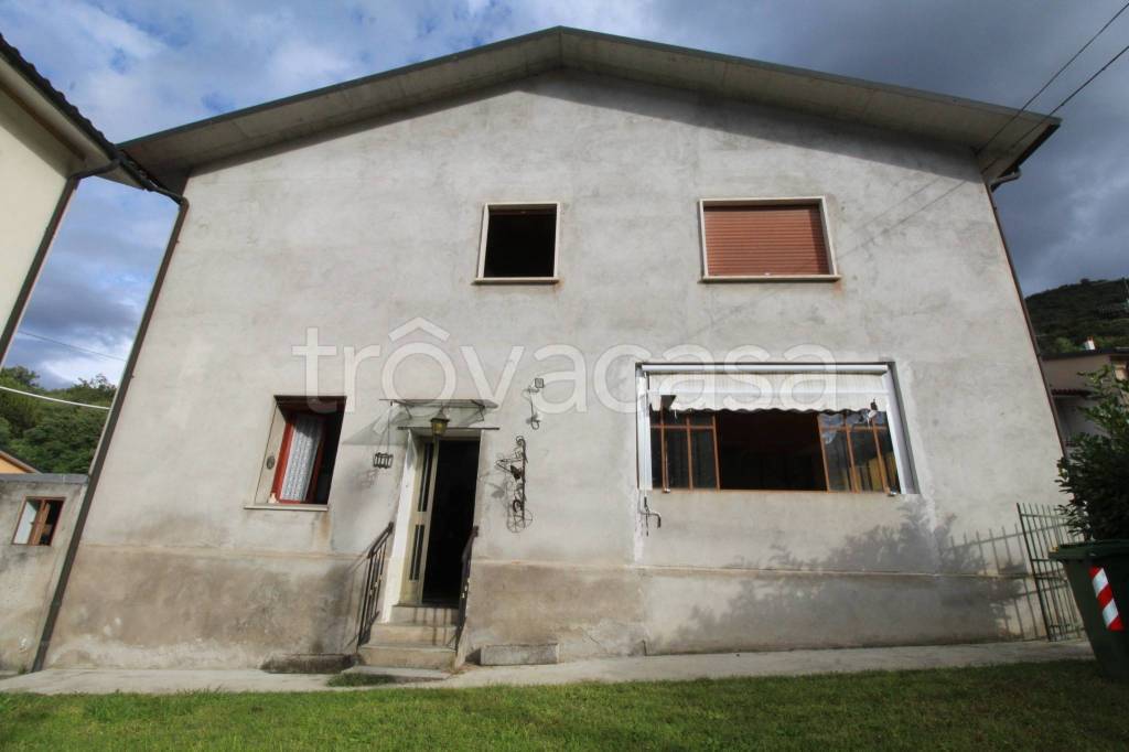 casa indipendente in vendita a Brendola