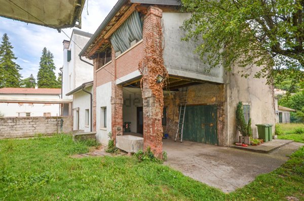 casa indipendente in vendita a Brendola