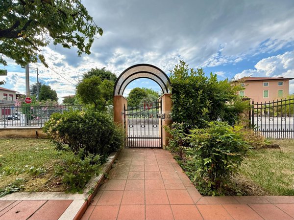 casa indipendente in vendita a Brendola