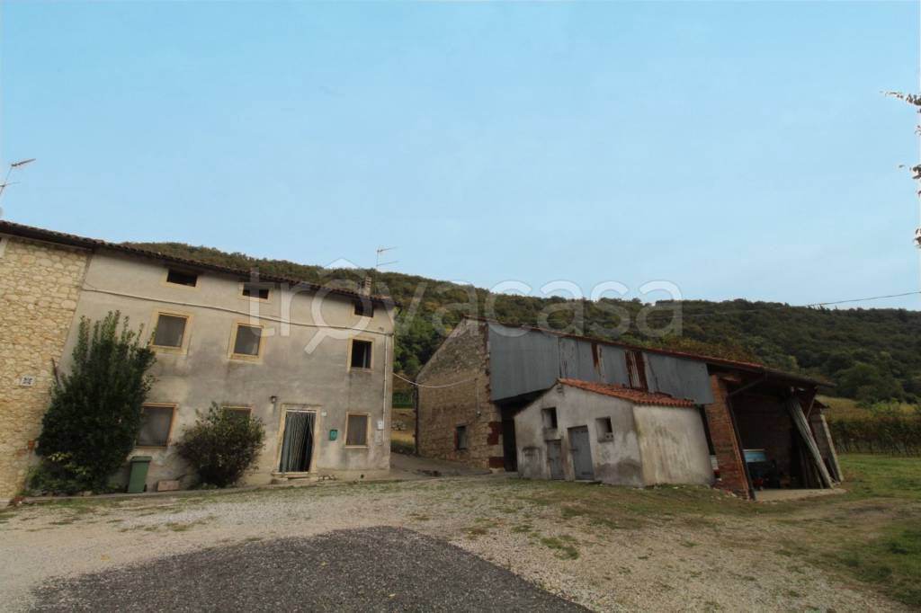 casa indipendente in vendita a Brendola
