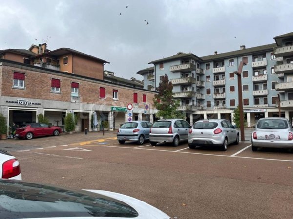 negozio in vendita a Brendola