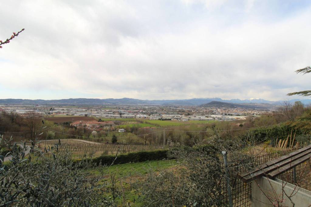 terreno edificabile in vendita a Brendola