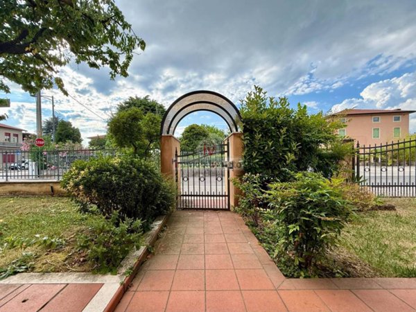 casa indipendente in vendita a Brendola