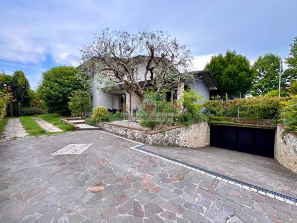 casa indipendente in vendita a Brendola in zona Vò