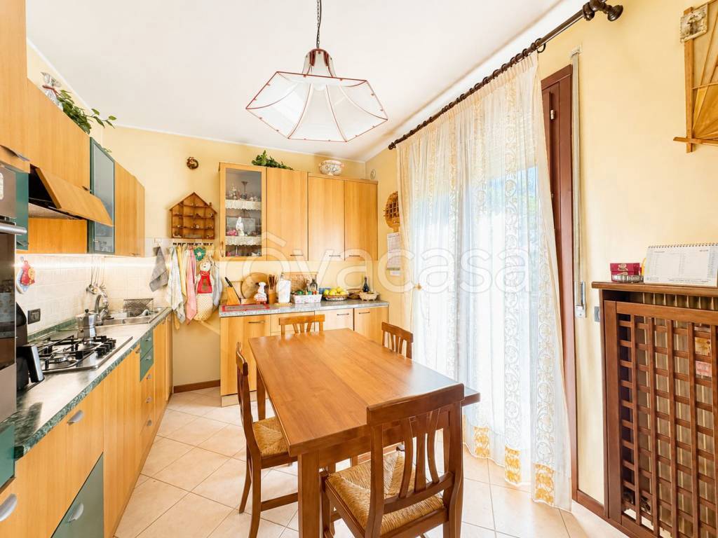 appartamento in vendita a Brendola in zona Canova