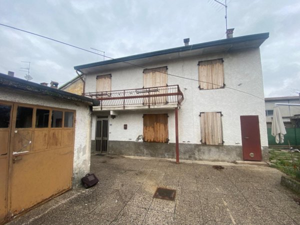 casa indipendente in vendita a Brendola in zona Vò